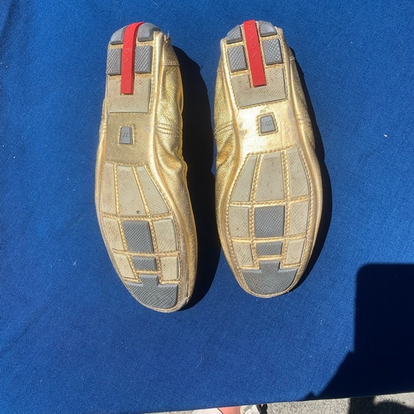 Prada flats - Picture 2 of 3